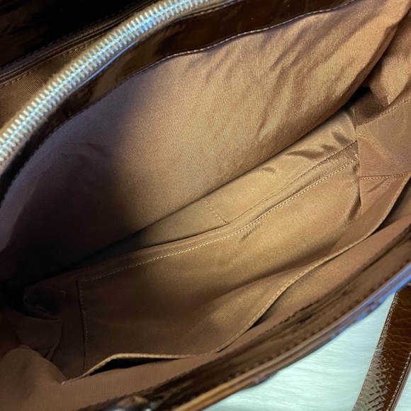 Chanel Grand Shopping Tote Bronze Patent Leather - Picture 6 of 10